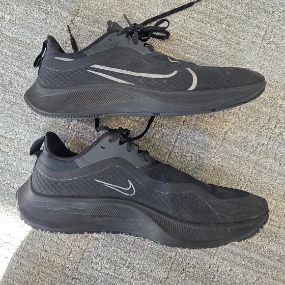 Nike Zoom Gravity 2 Men’s Size 12 Running Shoes Black Athletic Sneakers - Picture 4 of 6